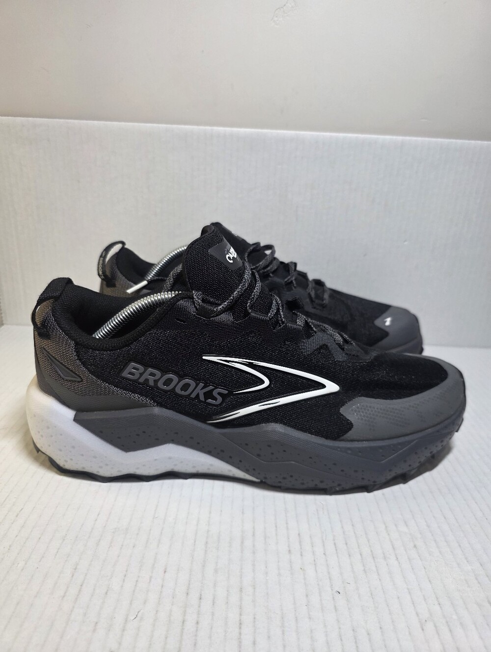 Brooks Caldera 8 Men's Running Shoes Sizes 12
